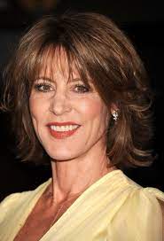 Medium Length Shaggy Bob Haircuts Ideas Hairstyles For Medium Ha Medium Length Hair Styles Shoulder Length Hair Styles For Women Medium Hair Styles For Women