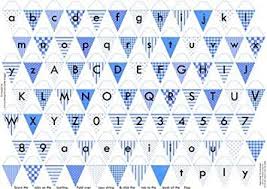 Die enkelin meiner patentante wird bald zwei jahre und das soll schließlich habe ich noch stoffreste hier und eine kleine wimpelkette (als vorlage) von pauls. Alphabet Wimpelkette Blau Buchstaben Zahlen Blanko Von Janet Briggs Amazon De Kuche Haushalt