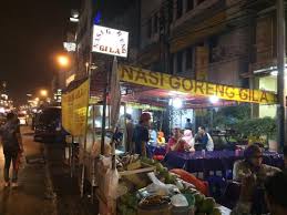 Terima kasih… eits… kata siapa nasi goreng buatan saya kalah dengan nasi goreng pedagang nasi goreng gerobak? Best Nasi Goreng I Ever Had Review Of Nasi Goreng Gila Menteng Jakarta Indonesia Tripadvisor
