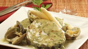 Receta para preparar pantxineta, tarta tradicional vasca de hojaldre relleno de crema pastelera con almendras. La Cocina Vasca Platos Tipicos Del Pais Vasco Especiales Canal Cocina