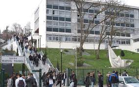 Ouvert en 1962, c'est un lycée de taille humaine. Lycee Marcel Pagnol Ville De Draveil