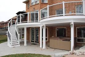 Normal stair cases are tricky, curved stair cases are a different level of tricky. Pickering Curved Deck American Traditional Exterior Toronto By Norris Custom Homes Ltd Houzz