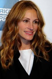 Ever wonder what julia look like before she became famous? Julia Roberts Wikipedia