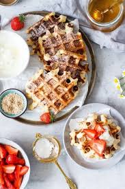 Rezept Fur Sesam Honig Waffeln Mit Tahinsosse Hey Foodsister Rezept Rezepte Lebensmittel Essen Waffeln Rezept