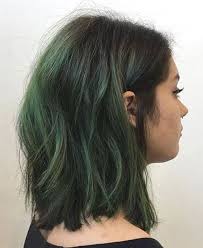 Modish Green Highlights On Shoulder Length Hairstyles That Are Simply Gorgeous Ombre Hair Color Ombre Hair Dark Green Hair