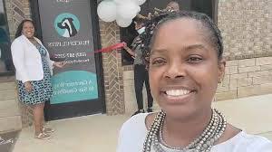 Dontavius Moore's Instagram, Twitter & Facebook