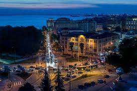 Ταξιδι μιασ μεγαλησμερασ μεσα στη νυχτα. View Of Thessaloniki By Night Bild Von Skyline Thessaloniki Tripadvisor