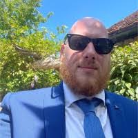 Josh Bristow's Instagram, Twitter & Facebook