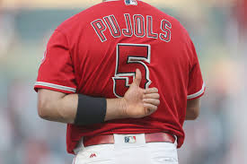 #shohei ohtani #los angeles angels #gifs* #these gifs are ugly bc the lighting was so bad #but lmaooooo #he's great. Shohei Ohtani Signed With The Angels Now What Sbnation Com