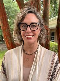 Darla Barnett's Instagram, Twitter & Facebook