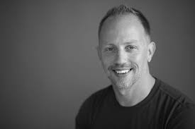 Scott Hopson's Instagram, Twitter & Facebook