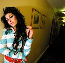 The most bizarre video of 2008?part 1 has been removed by youtube but can now be seen exclusively at. Prominente Pete Doherty Gesteht Amy Winehouse Seine Liebe Welt