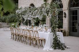 Lovers of flower power unite, because these floral installations for weddings are some ideas worth bookmarking! Wedding And Events Floral Design Small Beautiful Italian Style Wedding Inspiration Www Weddingandevents Co Uk Image Vanitas Life Florals Overhead Canopy Wedding And Events Floral Design Stylist Attabara Event Studio Film Emma