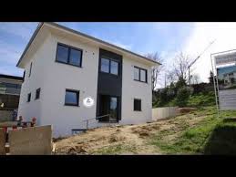 einfamilienhaus architektenhaus luce von kern haus fertighaus de kern haus haus haus hanglage
