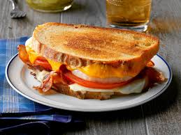 Grilled Cheese Classique Le Meilleur Recipe In 2020 Food Grilled Cheese Cheese