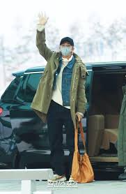 pin by elaine ᴗ on bts 機場 通勤路 airport commute raincoat fashion kim namjoon