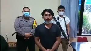 La asep se reserva el derecho actualizar la información contenida en este sitio para corregir errores o imprecisiones. Viral Video Tak Percaya Covid 19 Asep Sakamullah Ditangkap Polisi Ngaku Depresi Dan Minta Maaf Serambi Indonesia