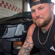 How to install a storm door