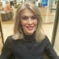 Paula Clark's Instagram, Twitter & Facebook