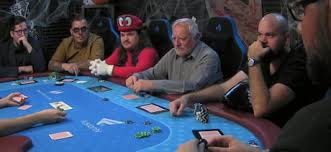 Hide The Pain Harold Playing Poker 9gag