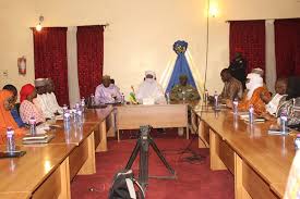 Lutte contre le Coronavirus : Le Président de la République gracie 1540  détenus dont M. Hama Amadou