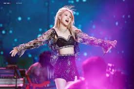 Blackpink — playing with fire (rose queen ver.) ♔ 02:14. Fans Could Not Get Over How Flawless Blackpink S Rose Looked During Coachella 2019 Kpopmap Kpop Kdrama And Trend Stories Coverage