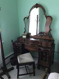 Victorian 3 Piece Burled Walnut Bedroom Set Circa 1930 S Victorian Walnut Bedroom Bedroom Set Vintage French Furniture
