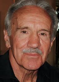 Entrevista a uno de los creadores de la PNL (Programación Neurolingüística) 