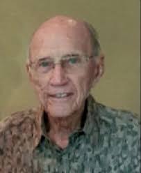 Kelly Karn's Instagram, Twitter & Facebook