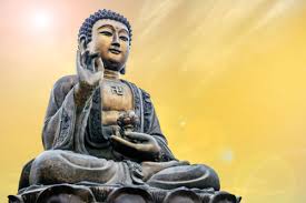 Besides, placing a laughing buddha statue at the entrance of your home spreads a sparkly, happy, and energetic vibe in your home. Decorate Your Home With The Most Valuable Vastu Items