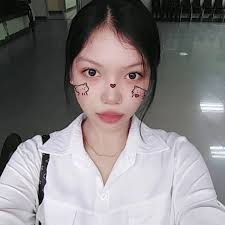 any girlies wanna b moots