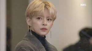 정혜인 씨는 현재 kbs 드라마 '저글러스'에 출연해 털털하고 보이시한 톰보이 같은 성격의 박경례 역으로 열연하고 있다. ì •í˜œì¸ ì„±í˜• ëª¸ë§¤
