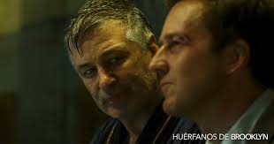 Moses Randolph está enfocado en reconstruir la ciudad. La corrupción,  descriminalización y destrucción de colonias completas es un tema a parte.  #HuérfanosDeBrooklyn llega a los cines en Noviembre. México y Chile -