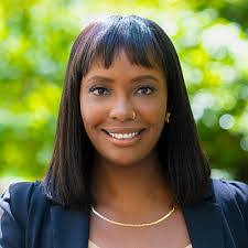 Ebony Dean's Instagram, Twitter & Facebook