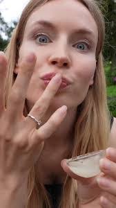 Sara Beaty's Instagram, Twitter & Facebook