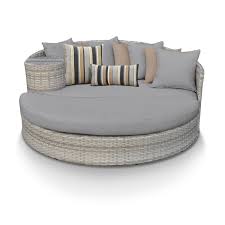 Features 【contemporary style】this stylish outdoor round sofa with retractable canopy, is an ideal leisure and holiday companion to relax and enjoy yourself, and is also an indispensable part of your party, perfect for patio, balcony, deck, backyard porch and pool 【retractable canopy】the retractable sunshade canopy wit Tk Classic Fairmont Round Wicker Patio Daybed In Gray Fairmont Grey