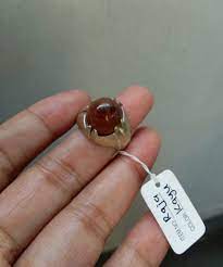 Jika ingin mengetahui lebih lanjut, carilah didalam internet ini atau bertanyalah kepada. Cincin Raja Kayu Merah Asli