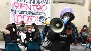 Capacità di apprendimento ed emergenza sanitaria: Sciopero Della Scuola Dell 11 Gennaio La Protesta Tra Piazze E Pc Spenti La Repubblica