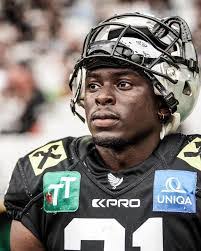 Devin Billups's Instagram, Twitter & Facebook