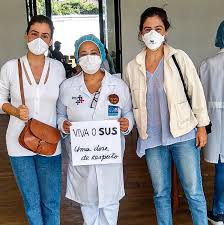 Maybe you would like to learn more about one of these? Renata Vasconcellos E Irma Gemea Sao Vacinadas Contra A Covid 19 No Rj