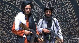 De 1995 a 2001, o grupo taliban comandou no afeganistão um dos regimes fundamentalistas islâmicos mais radicais da história. B4cw1dppwxs9bm