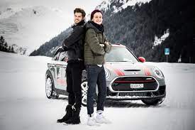 In addition to unveiling its new zeon cs sport, on wednesday morning cooper tire europe gave word that it has recruited david coulthard as its uhp range brand ambassador. All4 Mit Dem Mini Countryman Und Dem Mini Clubman Im Schnee