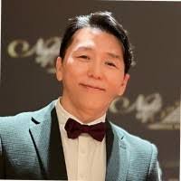 Choy Chin's Instagram, Twitter & Facebook