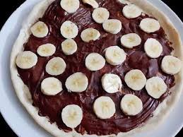 Pizzeria Hudin Anda Pizza Cu Ciocolata Food Breakfast Pizza