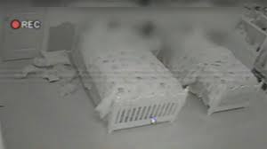 Earthcam also creates and produces live webcasts in addition to providing complete infrastructure services to manage, host and maintain live streaming video camera systems for its consumers and corporate clients. Privacy Alert Hacked Webcam Live Streams Young Girls Bedroom Malwaretips Community