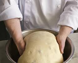 Recette De Kougelhopf Alsacien De Christine Ferber Recette Recette Recette Kouglof Kougelhopf