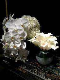Pin By The Unbalanced Files On My Sanctuary Holiday Floral Arrangements Flower Arrangements Beautiful Flower Arrangements