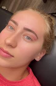 Who delivers water for pools in Lavonia?