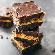 25 No Bake Easter Treats Over The Big Moon Oreo Recipes Peanut Butter Squares Desserts