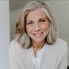 Cathy Mayberry's Instagram, Twitter & Facebook